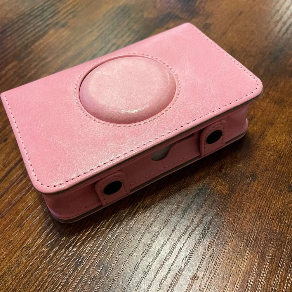 The Unbranded Brand case fujifilm